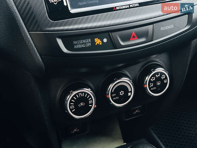 Внедорожник / Кроссовер Mitsubishi Outlander Sport 2017 в Харькове фото 18 Внедорожник / Кроссовер Mitsubishi Outlander Sport 2017 в Харькове