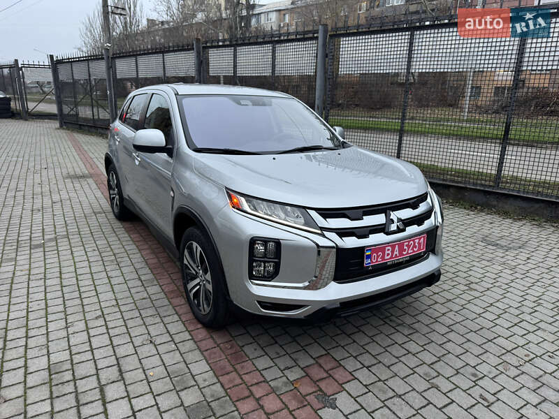 Внедорожник / Кроссовер Mitsubishi Outlander Sport 2023 в Запорожье