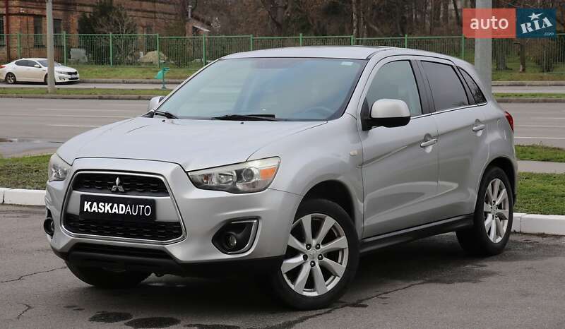 Mitsubishi Outlander Sport 2013