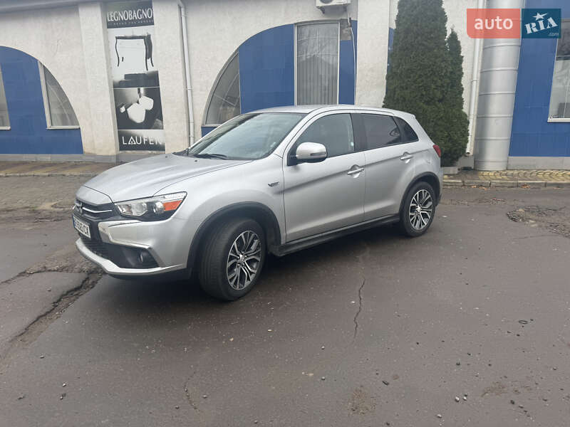 Внедорожник / Кроссовер Mitsubishi Outlander Sport 2018 в Николаеве фото 3 Внедорожник / Кроссовер Mitsubishi Outlander Sport 2018 в Николаеве
