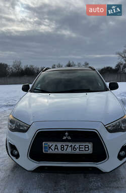 Позашляховик / Кросовер Mitsubishi Outlander Sport 2013 в Борисполі