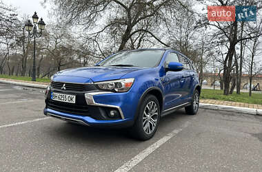 Внедорожник / Кроссовер Mitsubishi Outlander Sport 2016 в Одессе