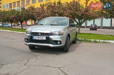 Позашляховик / Кросовер Mitsubishi Outlander Sport 2018 в Черкасах