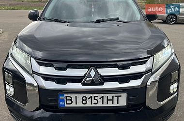 Внедорожник / Кроссовер Mitsubishi Outlander Sport 2019 в Конотопе