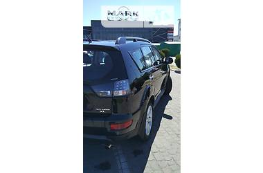 Внедорожник / Кроссовер Mitsubishi Outlander XL 2012 в Львове