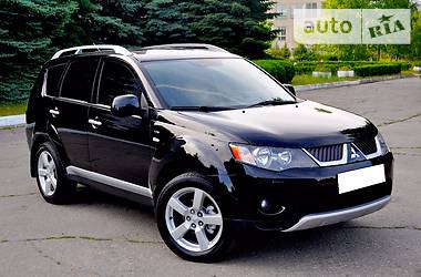 Внедорожник / Кроссовер Mitsubishi Outlander XL 2008 в Одессе