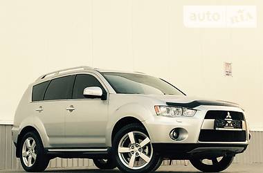 Внедорожник / Кроссовер Mitsubishi Outlander XL 2011 в Одессе