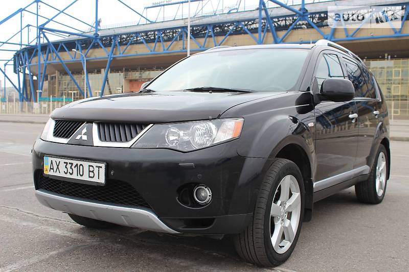 Mitsubishi Outlander XL 2008