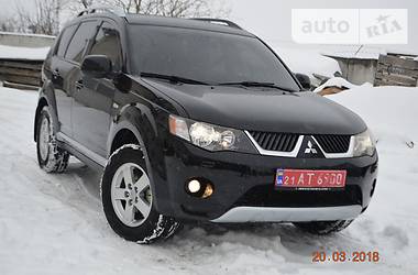 Внедорожник / Кроссовер Mitsubishi Outlander XL 2009 в Ивано-Франковске