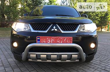 Внедорожник / Кроссовер Mitsubishi Outlander XL 2009 в Ивано-Франковске