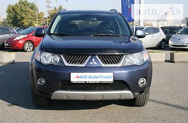 Внедорожник / Кроссовер Mitsubishi Outlander XL 2008 в Киеве