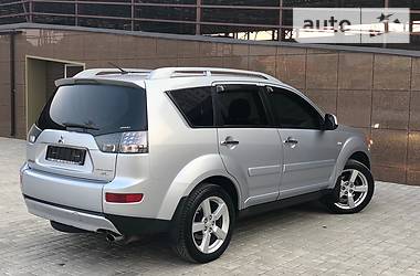 Внедорожник / Кроссовер Mitsubishi Outlander XL 2009 в Одессе