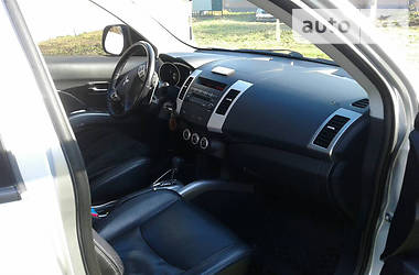 Внедорожник / Кроссовер Mitsubishi Outlander XL 2008 в Черкассах