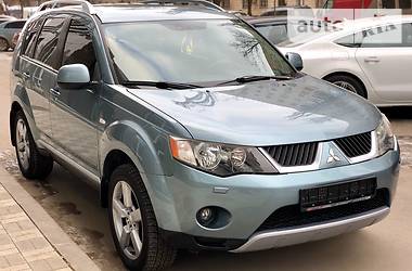 Позашляховик / Кросовер Mitsubishi Outlander XL 2008 в 