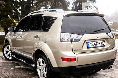 Внедорожник / Кроссовер Mitsubishi Outlander XL 2008 в Днепре