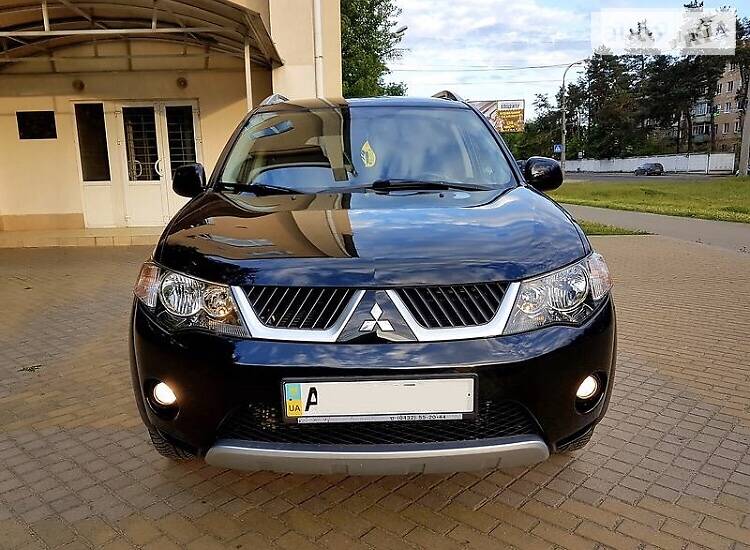 Позашляховик / Кросовер Mitsubishi Outlander XL 2008 в Полтаві