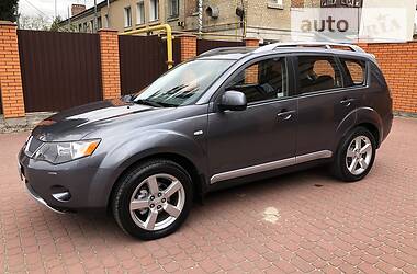 Позашляховик / Кросовер Mitsubishi Outlander XL 2007 в 