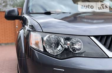 Позашляховик / Кросовер Mitsubishi Outlander XL 2007 в 