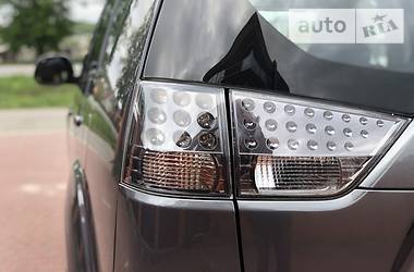 Позашляховик / Кросовер Mitsubishi Outlander XL 2007 в 
