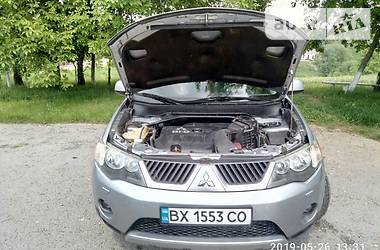 Внедорожник / Кроссовер Mitsubishi Outlander XL 2007 в Дунаевцах