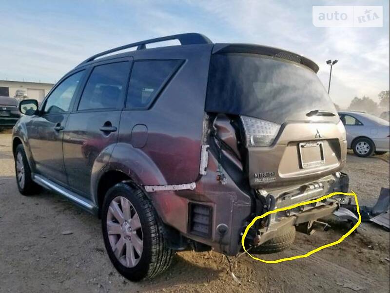 Позашляховик / Кросовер Mitsubishi Outlander XL 2011 в Тернополі