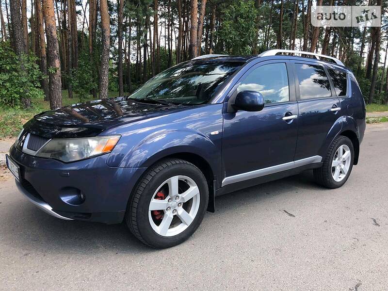Позашляховик / Кросовер Mitsubishi Outlander XL 2007 в Боярці