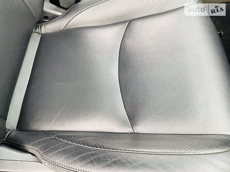 Позашляховик / Кросовер Mitsubishi Outlander XL 2008 в Кам'янському