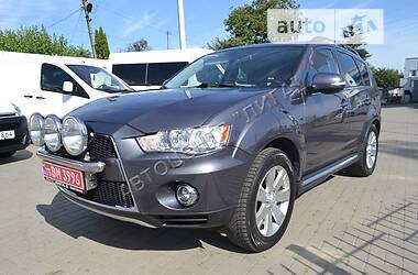 Внедорожник / Кроссовер Mitsubishi Outlander XL 2012 в Хмельницком