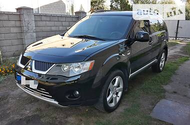 Внедорожник / Кроссовер Mitsubishi Outlander XL 2007 в Каменском