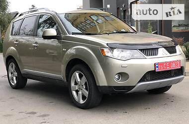 Внедорожник / Кроссовер Mitsubishi Outlander XL 2007 в Луцке