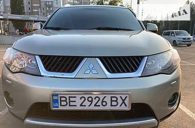 Внедорожник / Кроссовер Mitsubishi Outlander XL 2008 в 