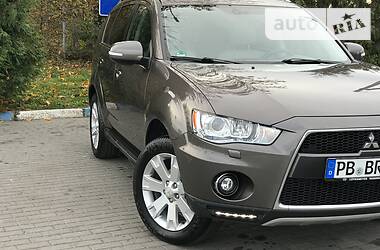 Внедорожник / Кроссовер Mitsubishi Outlander XL 2011 в Львове