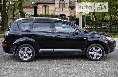 Внедорожник / Кроссовер Mitsubishi Outlander XL 2007 в 