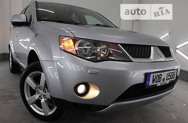 Позашляховик / Кросовер Mitsubishi Outlander XL 2009 в Трускавці