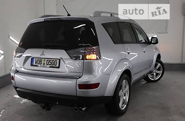 Позашляховик / Кросовер Mitsubishi Outlander XL 2009 в Трускавці