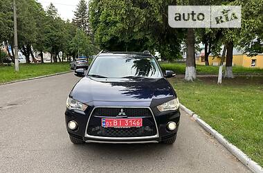 Внедорожник / Кроссовер Mitsubishi Outlander XL 2012 в Дубно