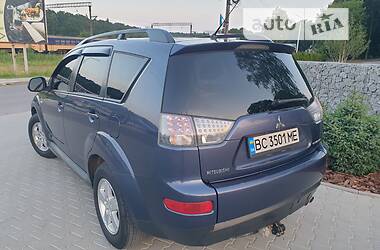 Позашляховик / Кросовер Mitsubishi Outlander XL 2009 в Моршині