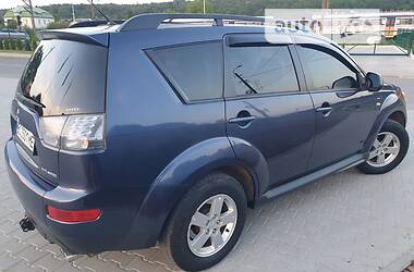 Позашляховик / Кросовер Mitsubishi Outlander XL 2009 в Моршині