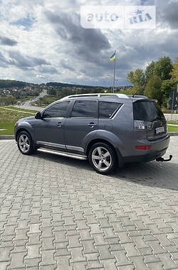 Позашляховик / Кросовер Mitsubishi Outlander XL 2007 в Тернополі