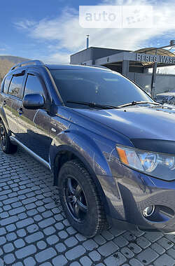 Внедорожник / Кроссовер Mitsubishi Outlander XL 2007 в Берегово