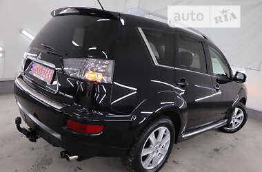 Внедорожник / Кроссовер Mitsubishi Outlander XL 2010 в Трускавце