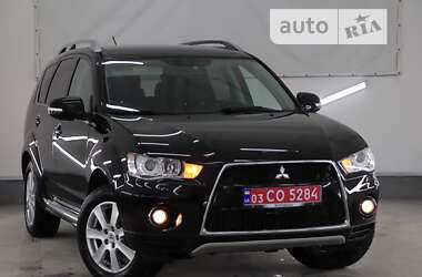 Внедорожник / Кроссовер Mitsubishi Outlander XL 2010 в Трускавце