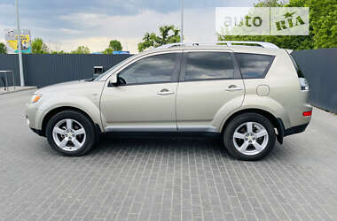 Внедорожник / Кроссовер Mitsubishi Outlander XL 2008 в Киеве