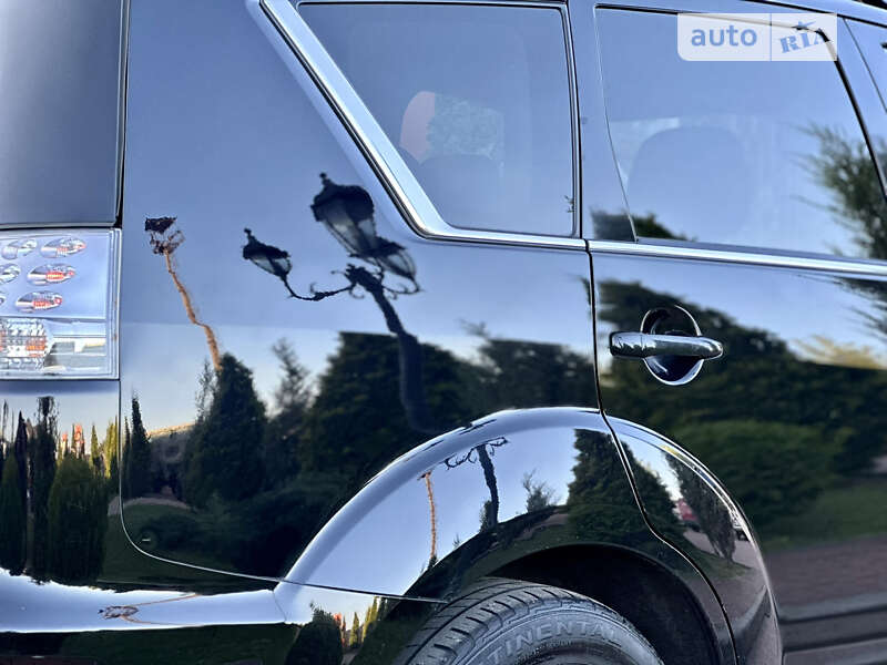 Внедорожник / Кроссовер Mitsubishi Outlander XL 2011 в Стрые