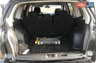 Позашляховик / Кросовер Mitsubishi Outlander XL 2010 в 