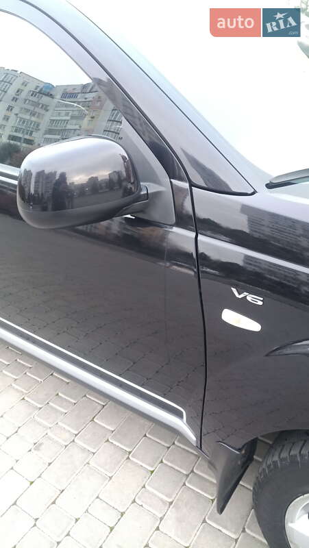 Позашляховик / Кросовер Mitsubishi Outlander XL 2008 в Чорноморську