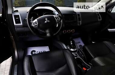 Внедорожник / Кроссовер Mitsubishi Outlander XL 2012 в Дрогобыче