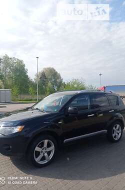 Позашляховик / Кросовер Mitsubishi Outlander XL 2008 в Немирові