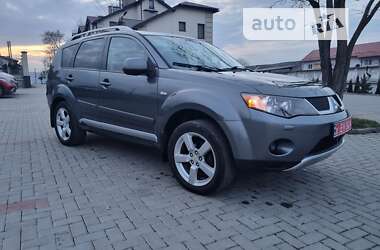 Внедорожник / Кроссовер Mitsubishi Outlander XL 2007 в Золочеве