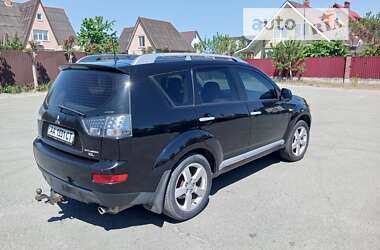 Внедорожник / Кроссовер Mitsubishi Outlander XL 2007 в Киеве